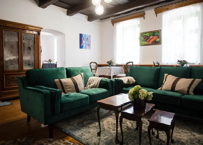 לינה וארוחת בוקר Pillangos-haz