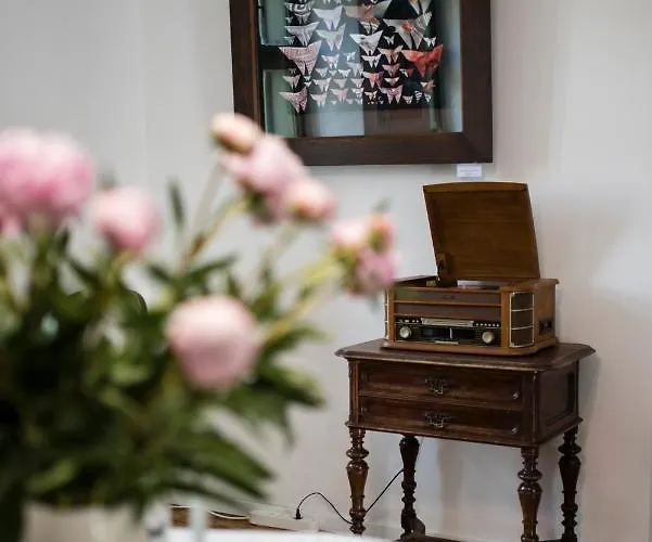 Pillangos-haz 3* וישגרד