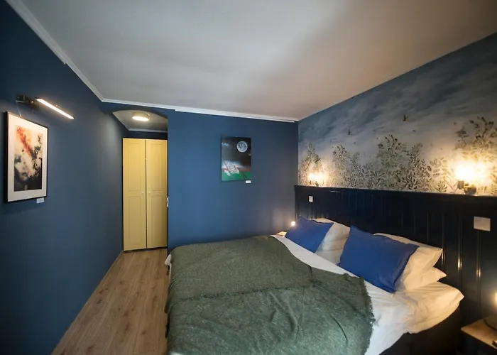 Pillangos-haz 3* וישגרד